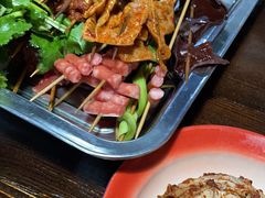 -三番火辣串串香(总店)