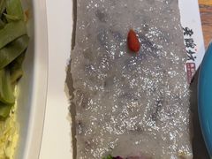 -老牌坊云南鱼豆花火锅(哈西万达店)