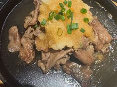 -山川小町·极番烧肉(新地假日广场店)