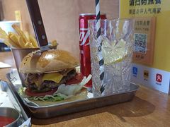 -BossMan美式汉堡&精酿啤酒