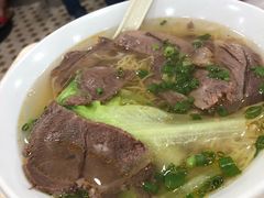 牛展汤面-喜莲咖啡