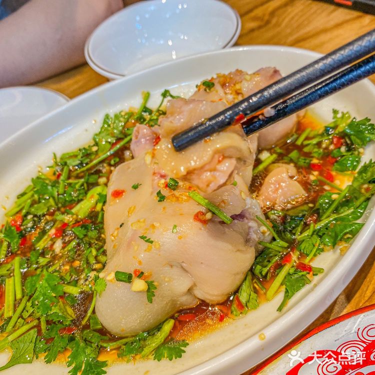 成都探店 | 王婆婆老妈蹄花