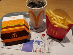 -麦当劳(中山公园龙之梦店)