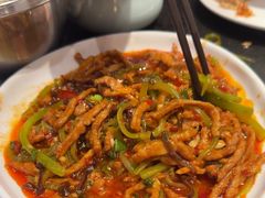 -万重锦·人文川菜馆(骡马市店)