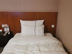 -上海中兴和泰酒店(张江高科地铁站店)