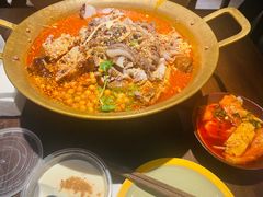 -张翻越·川渝冒菜·武汉黑鸭煲(城北万象城店)