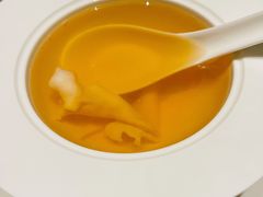 鸡汤氽海蚌-遇外滩(BFC外滩金融中心店)