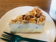 -星巴克臻选(莘庄仲盛店)