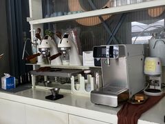 -UNI UNI(环亚凯瑟琳店)