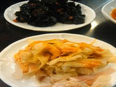 泡菜+木耳-缪氏川菜(丰盛町店)