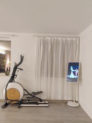 -闺蜜瑜伽·普拉提女性塑形馆