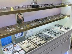 -视野联行眼镜(第一国际店)