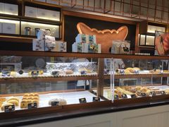 面包甜点陈列柜-牛角村(大族广场店)