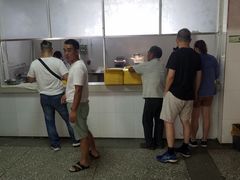 -铁军鲜羊肉汤