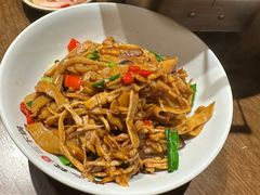 -富正毅三下锅·湘西韵味(天门山索道店)