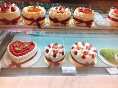 -花花卷卷·鲜食蛋糕(静安久光百货店)
