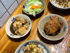 -红猪卤肉饭(大西洋美食城店)
