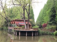 -上海怡沁园度假酒店