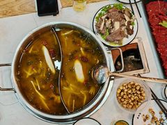 -田村·酸汤鲜牦牛肉火锅(布达拉宫广场店)