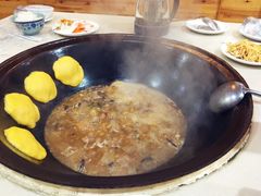 -三江鱼东北特色铁锅炖(骆驼店)