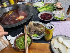 -重庆故事姊妹老火锅(财经学院店)