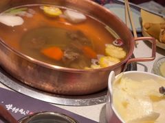 -牛村来人潮汕牛肉火锅(西单店)