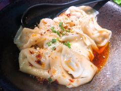 红油抄手-归蜀第成都串串料理(梅花路店)