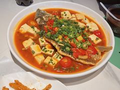 程氏泡椒半条鱼-鑫小城故事·藕汤·家常菜(台北一路总店)
