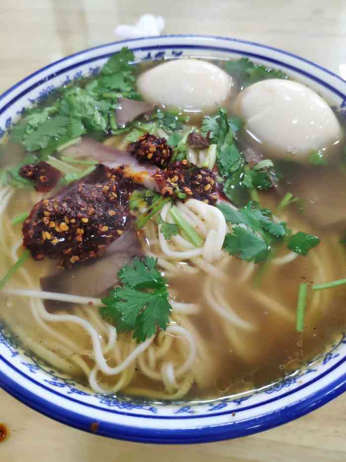 兰州拉面-"大碗和小碗只有碗的区别没有面的区别,大碗.