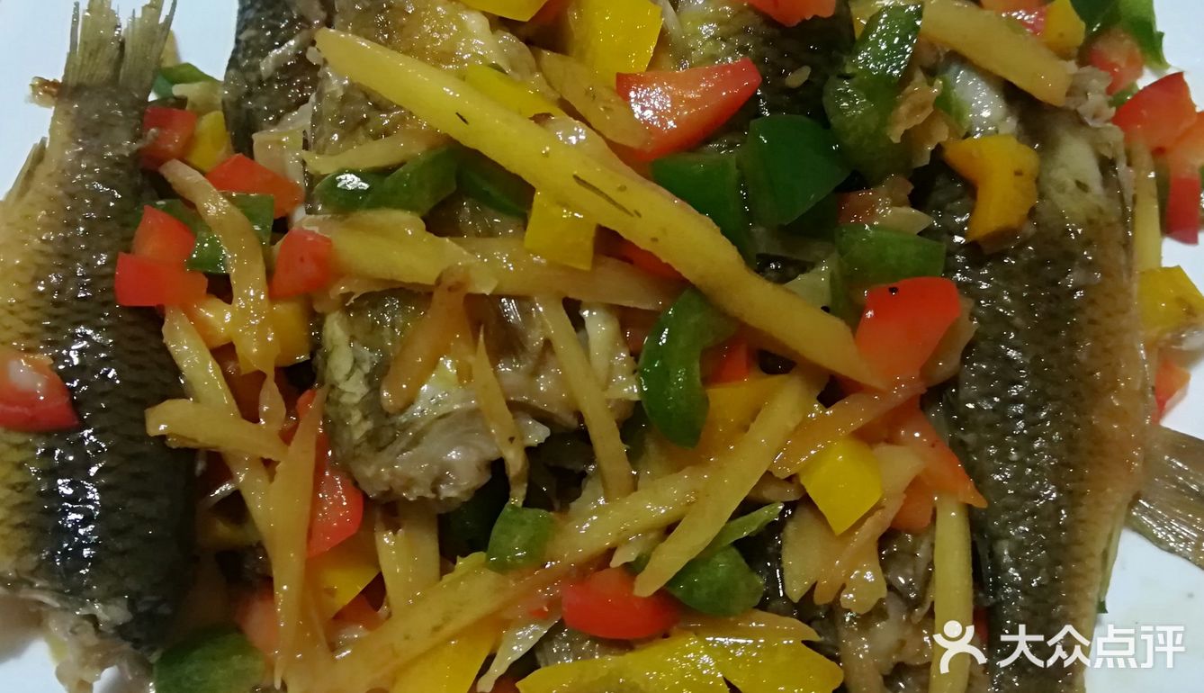 开胃家常菜之彩椒酸姜禾花鱼