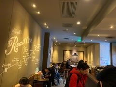 大堂-星巴克(北京中关村北京国际店)