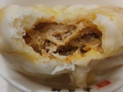 蟹黄蟹肉包-留芳·文旅古月楼(老街店)