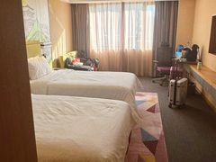 -西安钟楼北大街希尔顿欢朋酒店
