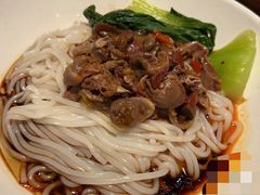 香辣鸡杂豪华单人餐-湘人龙记老长沙米粉(鸟巢店)