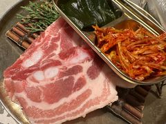 -草家酱蟹炭火烤肉店(珲春南路一店)