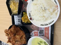 -犟骨头排骨饭•大骨面(弘阳广场店)