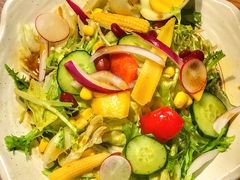 时蔬缤纷沙拉-明洞阿姨·韩式酱蟹烤肉·创意料理(三元桥店)