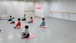 -艺佳舞蹈培训学校