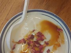 -云阿蛮云南生烫牛肉米线(奉贤路店)