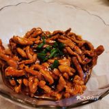 鱼香肉丝，配着米饭吃，超级好吃