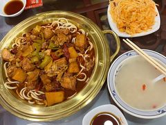 -牛一嘴·兰州牛肉面·大盘鸡(财富中心店)