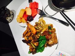 -领鲜活海鲜榴莲自助火锅(东门店)