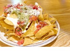 墨西哥玉米片配莎莎-Famous肥猫墨西哥音乐餐吧(五棵松华熙LIVE店)