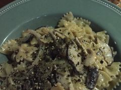 -JINNS锦时 steak&pizza(浸信会礼拜堂旧址店)