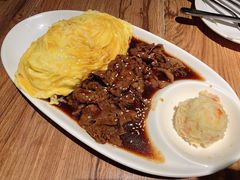 -玛格萝妮(汇智国际商业中心店)