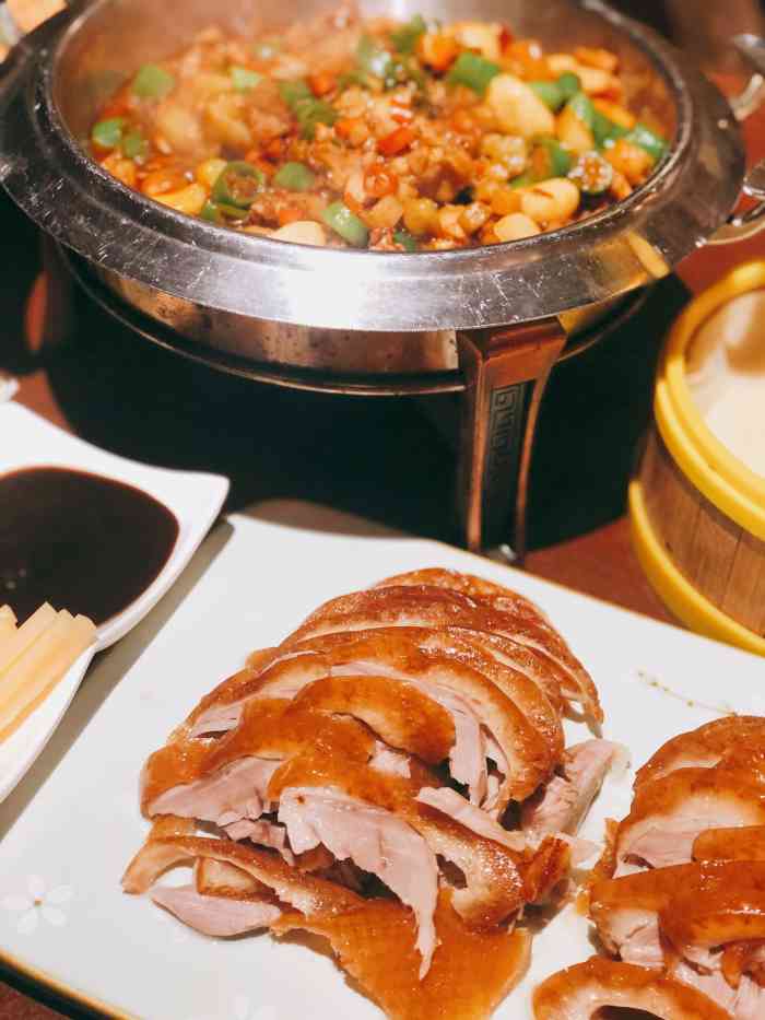 九头鹰家宴(三角路店)-"九头鹰家宴位于武车路f6漫时区的正对面.