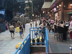 -青岛东方影都融创水世界