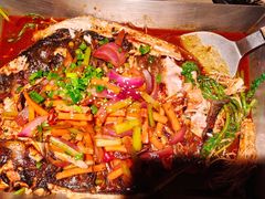 -鸣记脆皮烤鱼·海鲜烤鱼(三八广场店)
