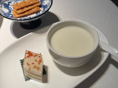 -香港龙凤楼(巨鹿路洋房店)