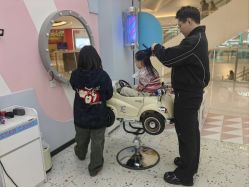 -星咔萌·StarCamo儿童剪发(东坝万达广场店)